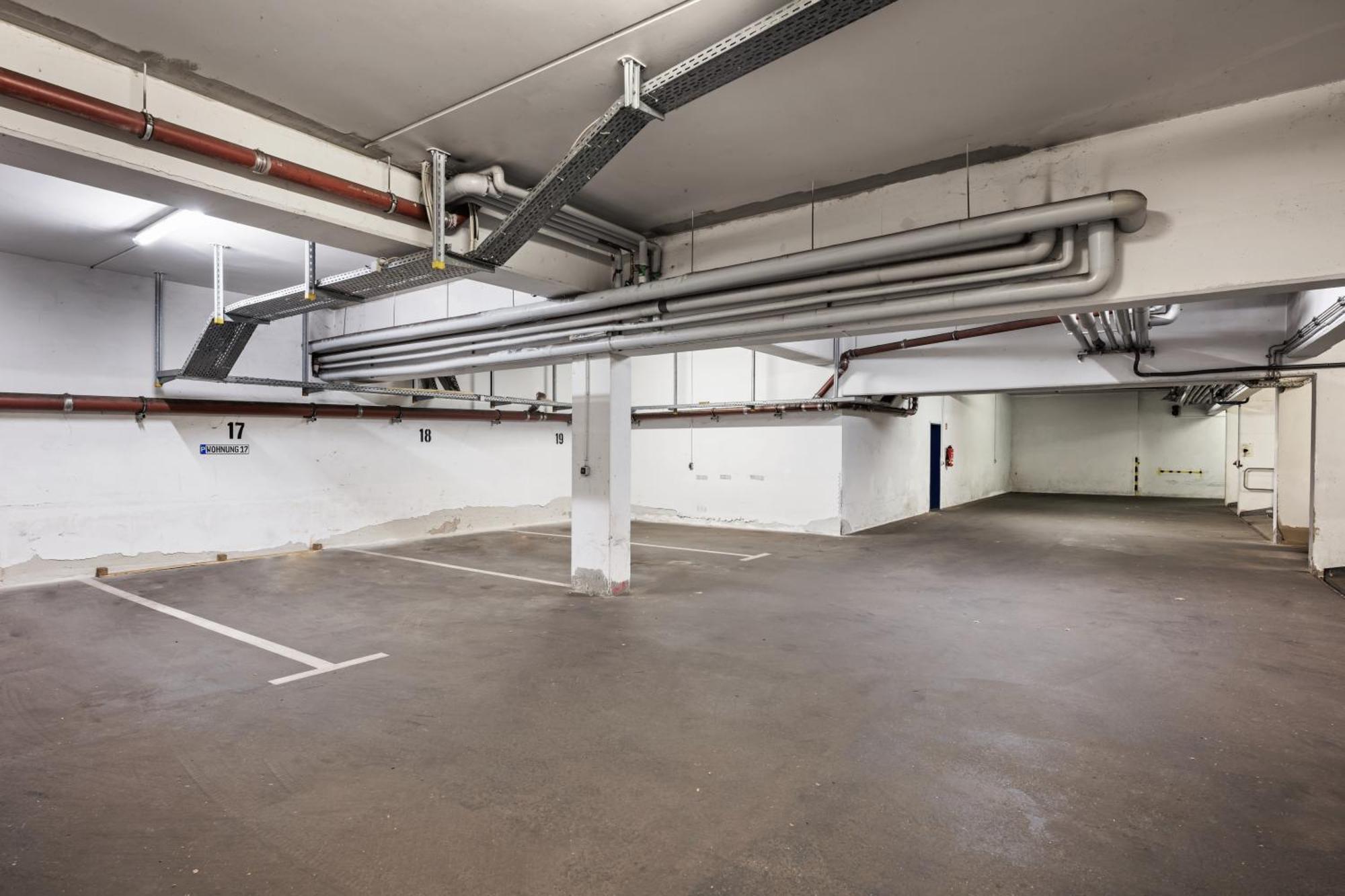 Ferienwohnung Edler Wohnraum Schwanenteich-Penthouse Mit Garage, Grill, Kaffeevollautomat, Klima, Lift & Terrasse Zwickau Exterior foto