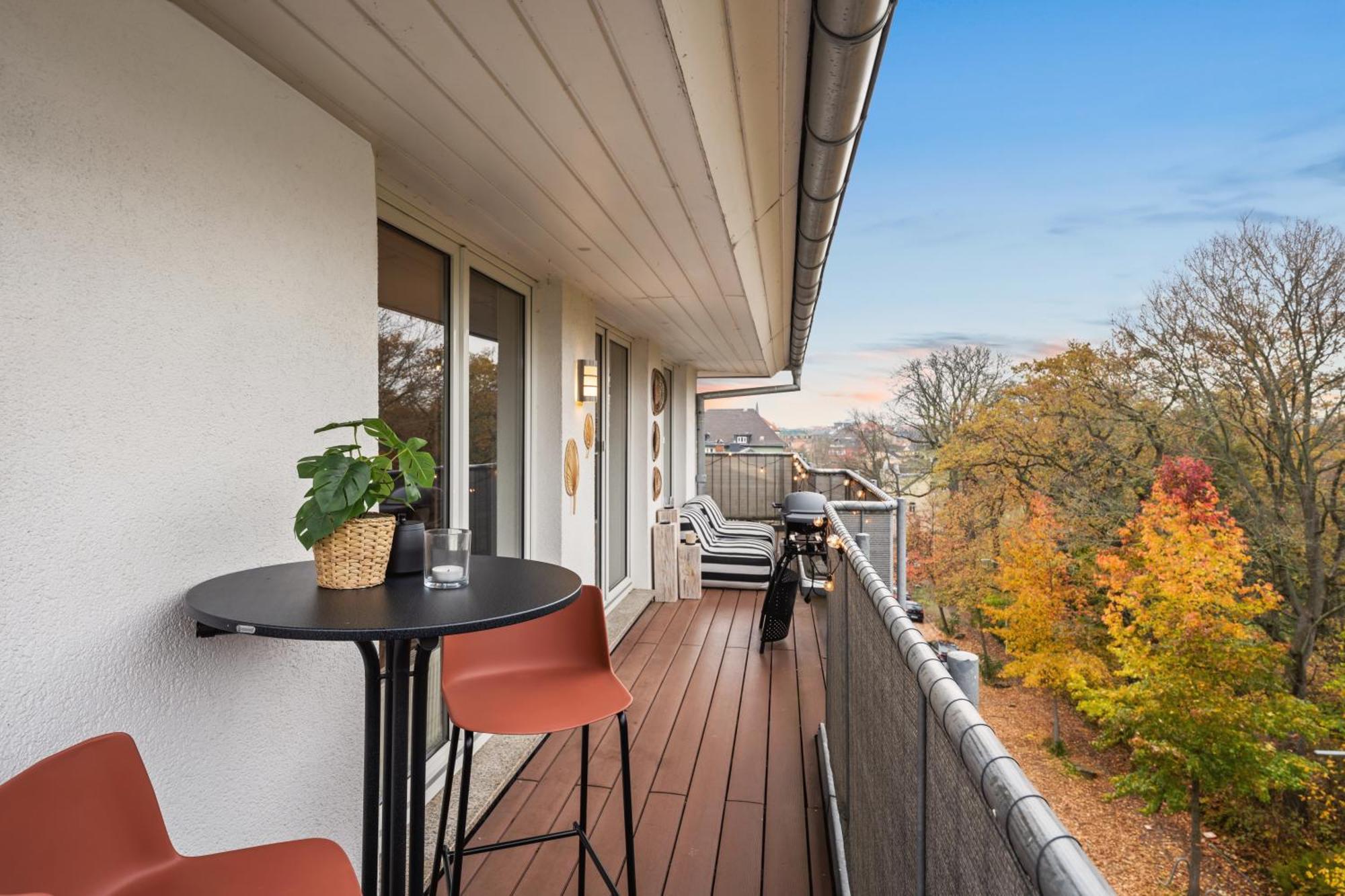 Ferienwohnung Edler Wohnraum Schwanenteich-Penthouse Mit Garage, Grill, Kaffeevollautomat, Klima, Lift & Terrasse Zwickau Exterior foto