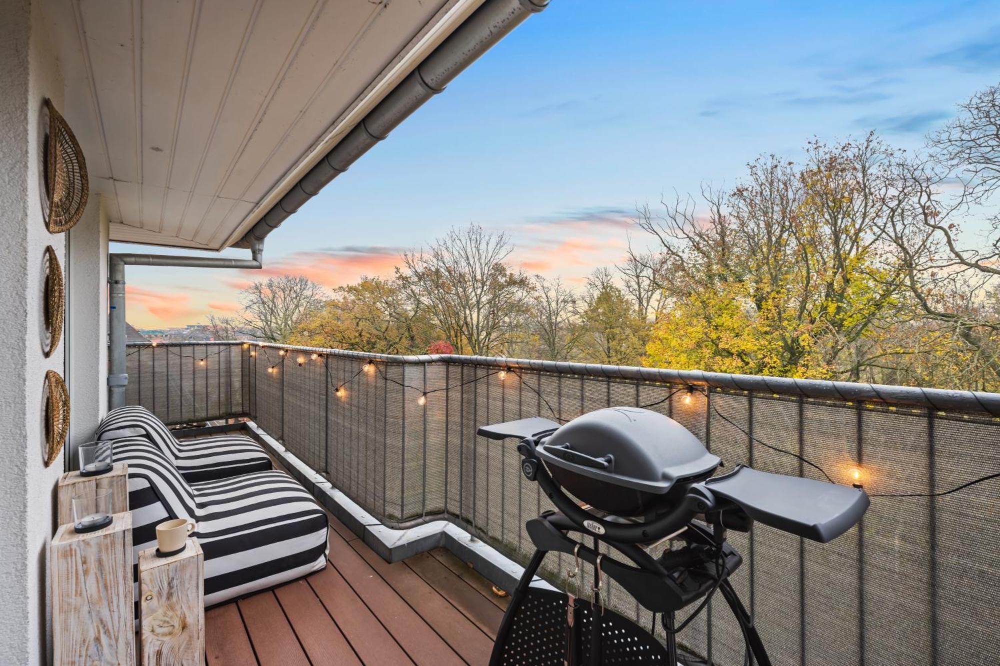 Ferienwohnung Edler Wohnraum Schwanenteich-Penthouse Mit Garage, Grill, Kaffeevollautomat, Klima, Lift & Terrasse Zwickau Exterior foto